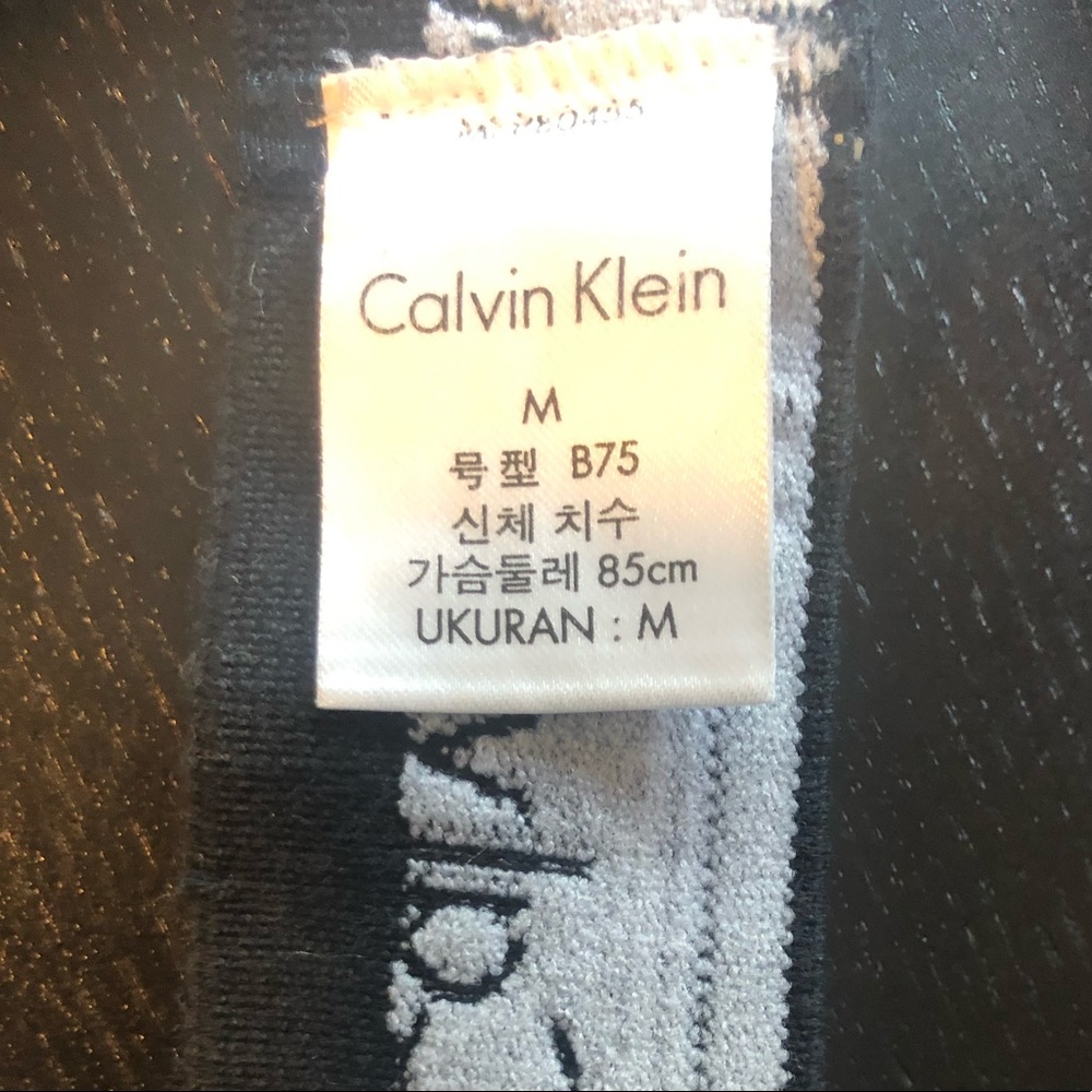 Calvin Klein Bra - Picture 3 of 3
